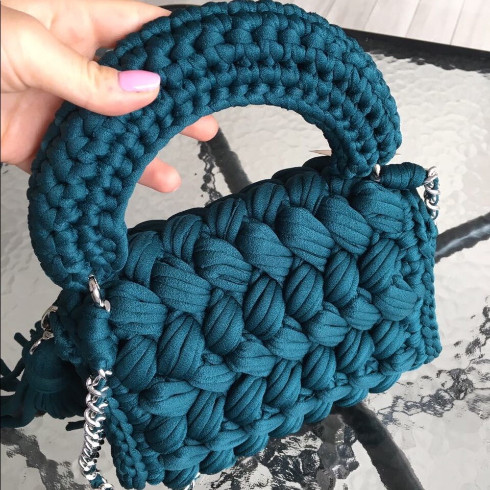 Handbag - Picture 3 of 4